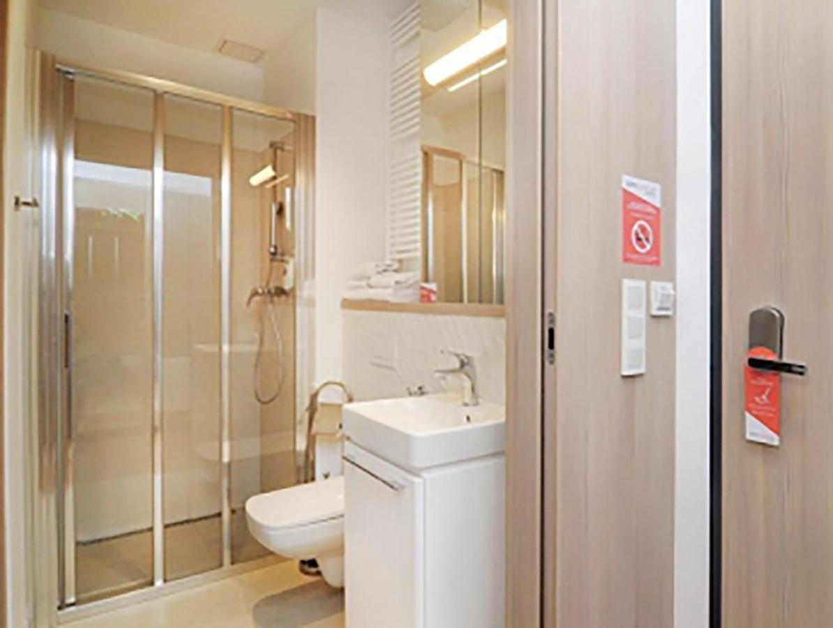 404 Rooms Wolska Apartament 华沙 外观 照片