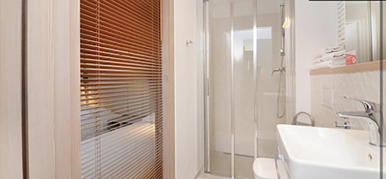 404 Rooms Wolska Apartament 华沙 外观 照片