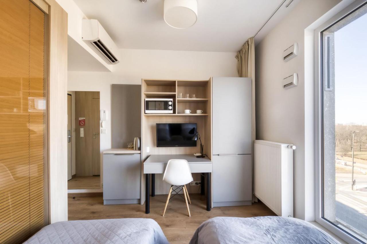 404 Rooms Wolska Apartament 华沙 外观 照片