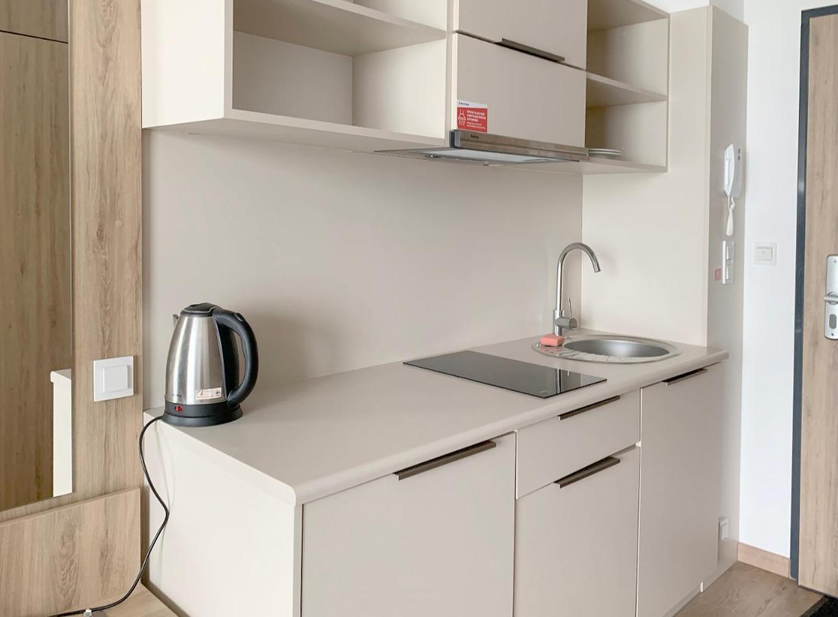 404 Rooms Wolska Apartament 华沙 外观 照片