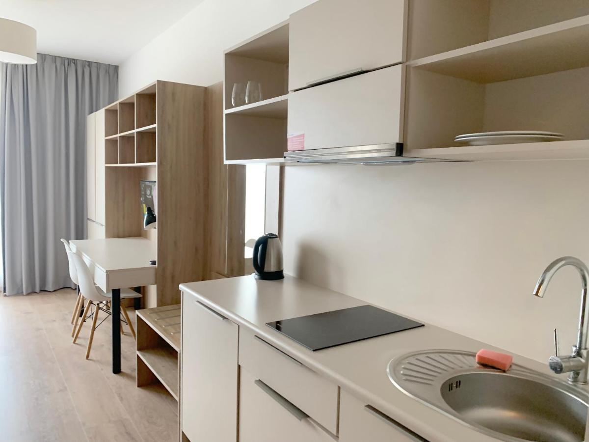 404 Rooms Wolska Apartament 华沙 外观 照片